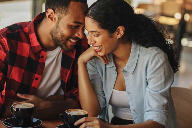Dating-And-Sober-How-Courtship-Changes-And-Improves-In-Recovery a couple smiles while dating and sober