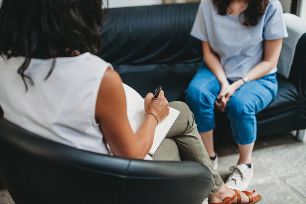 How To Start To Overcome Disordered Eating woman talking about how to start to overcome disordered eating
